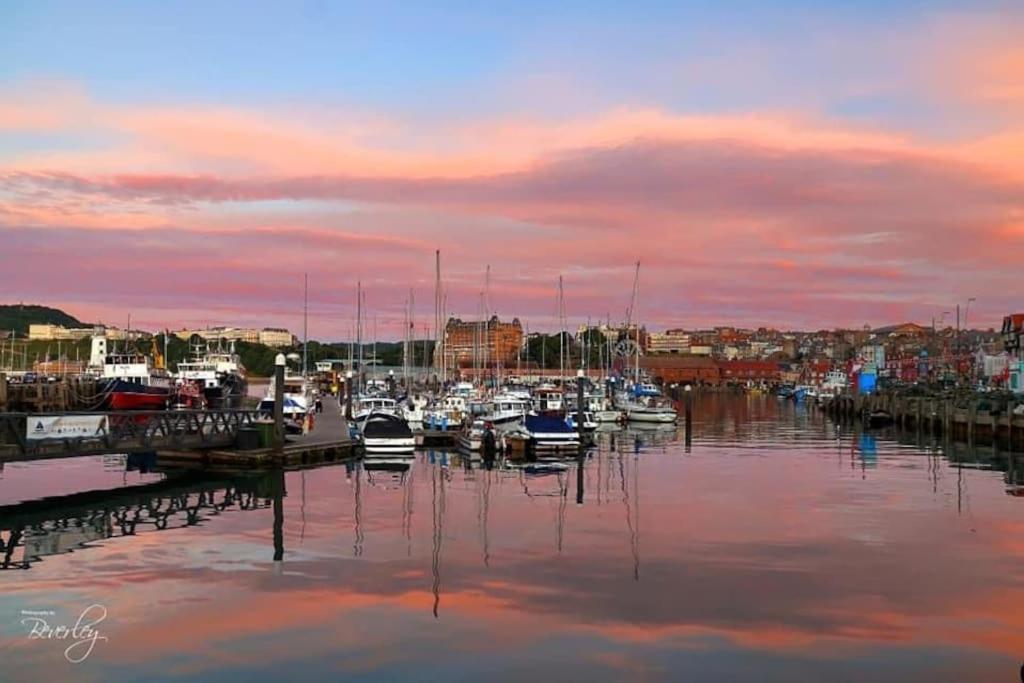 Boutique Fisherman'S Cottage In Old Town Scarborough Esterno foto